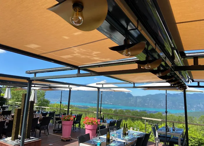 Logis Hotel Le Bellevue
